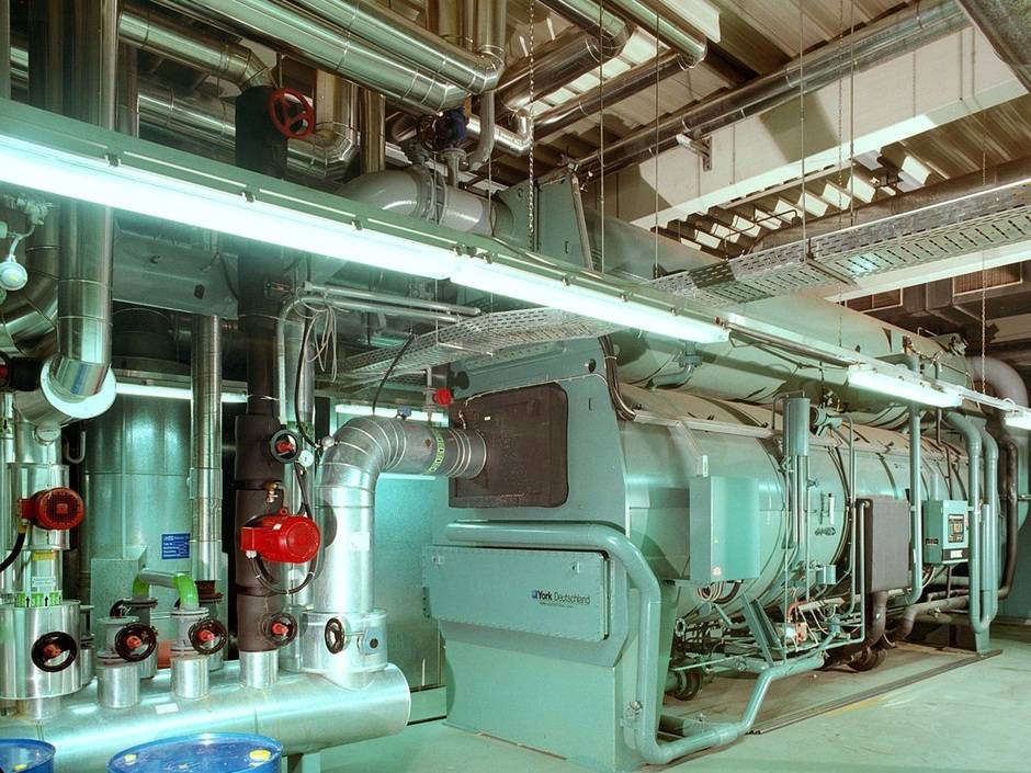 Wie funktioniert eigentlich eine Absorptionskältemaschine? Wie funktioniert eigentlich eine Absorptionskältemaschine?