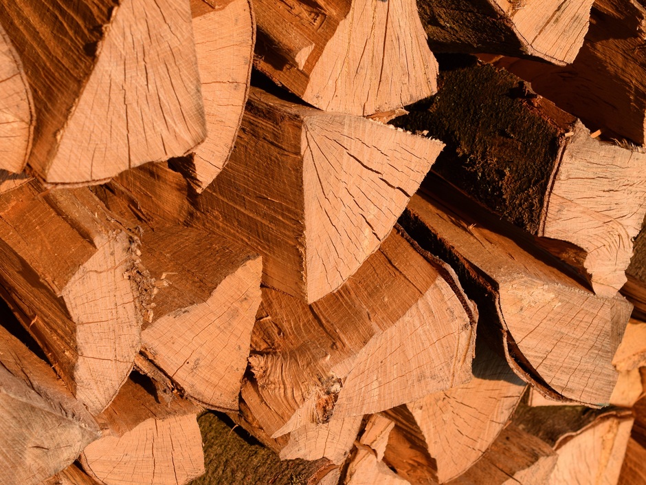 Scheitholzvergaserkessel: Zentral heizen mit Holz Scheitholzvergaserkessel: Zentral heizen mit Holz