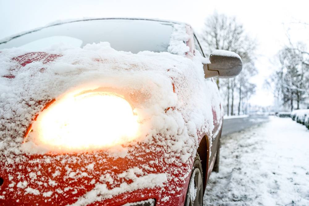 Das gehört jetzt in Ihren Firmenwagen: 20 Wintertipps für das Auto 