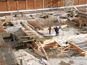 Bauen mit Holz, Teil 4: Holz als Hilfsmittel am Bau Bauen mit Holz, Teil 4: Holz als Hilfsmittel am Bau